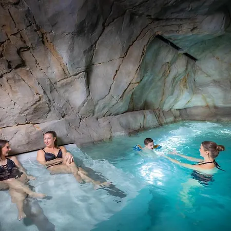 Golden Tulip Aix Les Bains - Hotel&spa Hotel