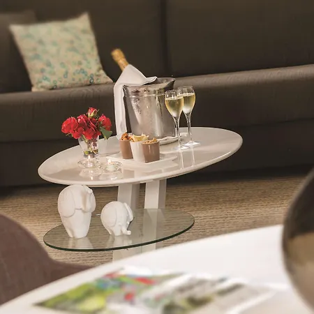 Golden Tulip Aix Les Bains - & Отель Экс-ле-Бен