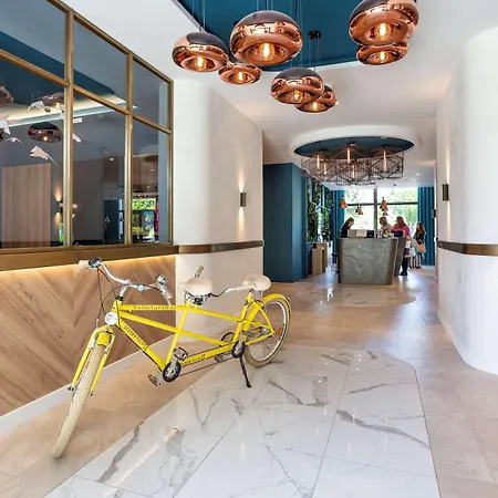 Golden Tulip Aix Les Bains - & Hotel Aix-les-Bains