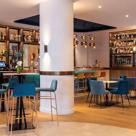 Отель Golden Tulip Aix Les Bains - & Экс-ле-Бен
