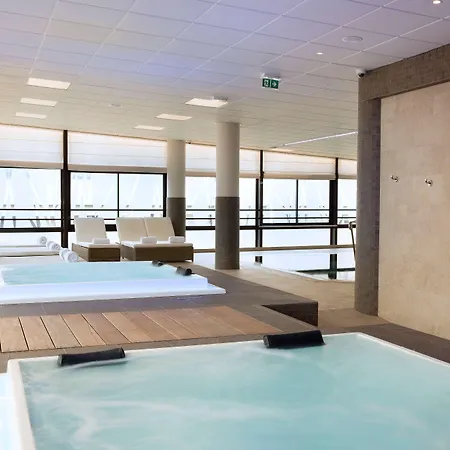 Golden Tulip Aix Les Bains - & 4* Экс-ле-Бен