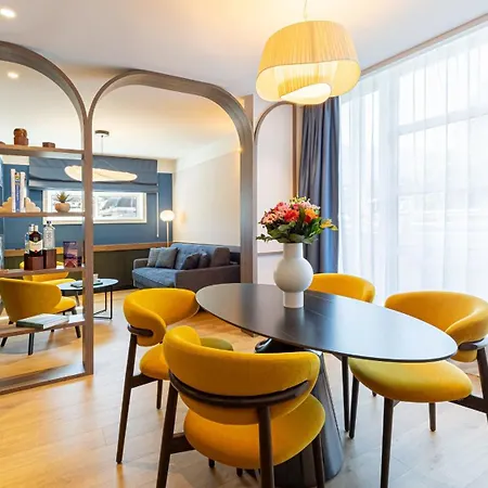 Le Riviera - Restaurant & - Ex Golden Tulip Aix Les Bains Hotel