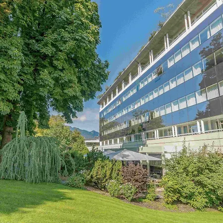 Le Riviera - Hotel Restaurant & Spa - Ex Golden Tulip Aix Les Bains 4*