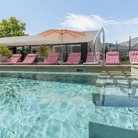 Le Riviera - Restaurant & - Ex Golden Tulip Aix Les Bains Hotel