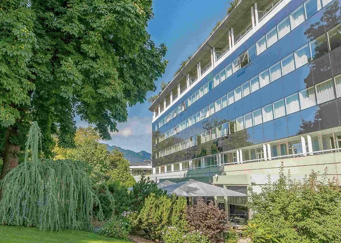Le Riviera - Restaurant & - Ex Golden Tulip Aix Les Bains 4*
